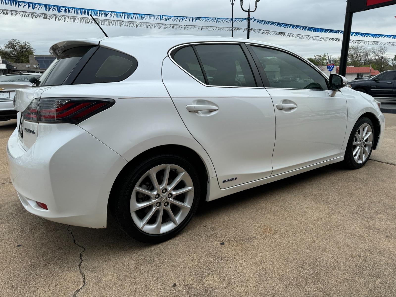 2012 WHITE LEXUS CT 200H BASE (JTHKD5BH8C2) , located at 5900 E. Lancaster Ave., Fort Worth, TX, 76112, (817) 457-5456, 0.000000, 0.000000 - Photo #3